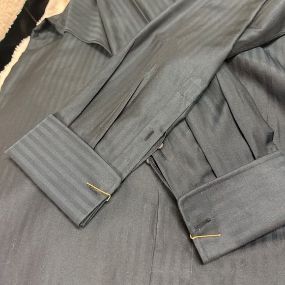 Brioni men’s dress shirt with cuffs - Picture 5 of 6